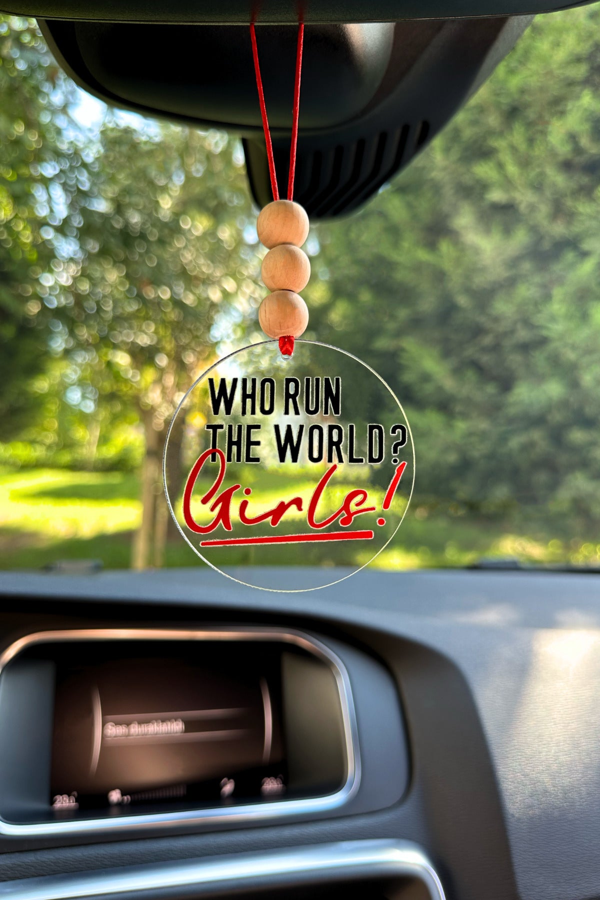 Who Run The World Girls Şarkı Sözü Dikiz Aynası Süsü Hediye Kutulu Araba Süsü
